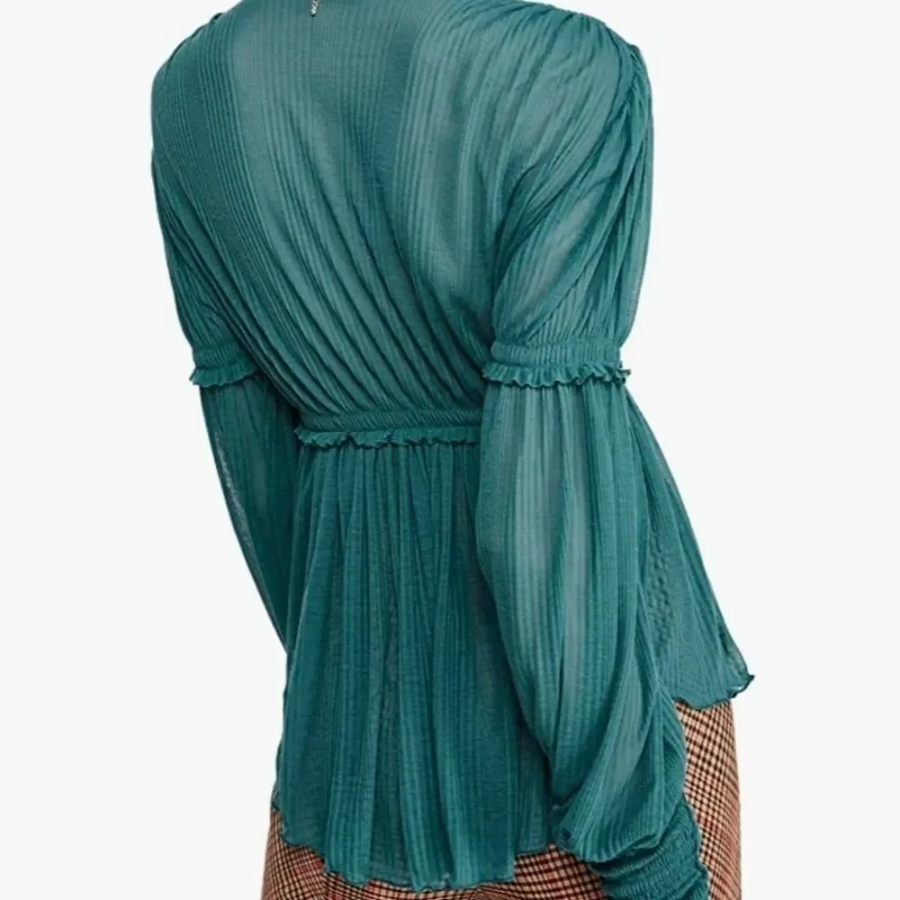 Free People Day Dreaming Top - Picture 2 of 7